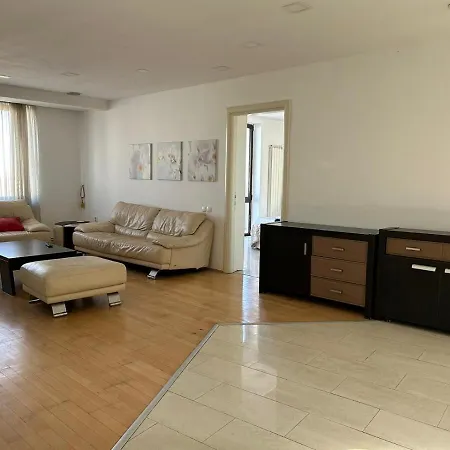 Bucharest City Center Apartment-3